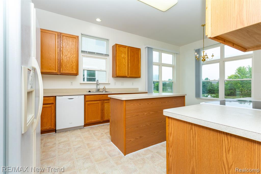 1179 N BAY Drive, Ann Arbor, MI 48103 — Photo 11