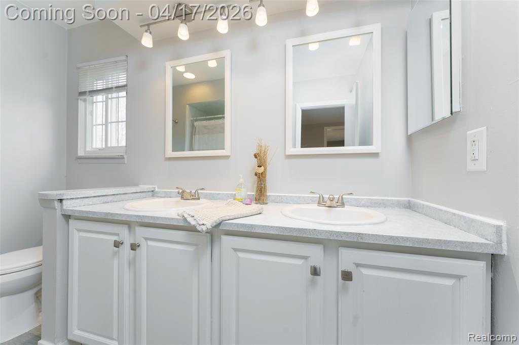 5854 Willow Creek Drive, Canton, MI 48187 — Photo 26