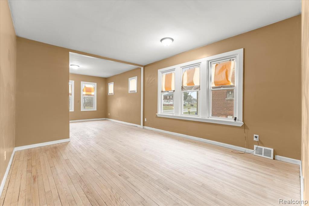 9662 Broadstreet Avenue, Detroit, MI 48204 — Photo 37