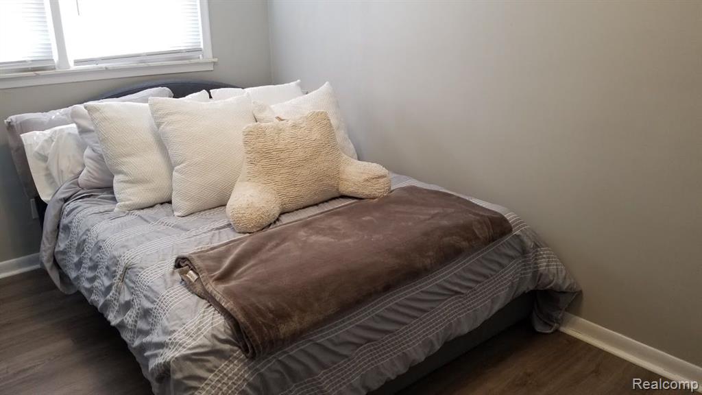 6456 BURNLY Street, Garden City, MI — Photo 17