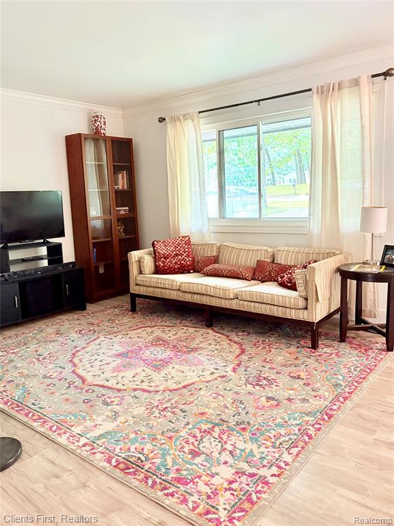 5844 Crandall Road, Howell, MI 48855 — Photo 8