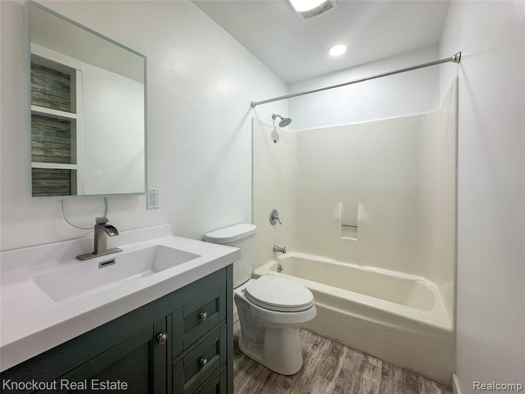 940 Flint Street, Frankenmuth, MI 48734 — Photo 11