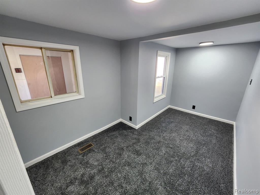 5082 CENTER Road, Grand Blanc, MI 48439 — Photo 24