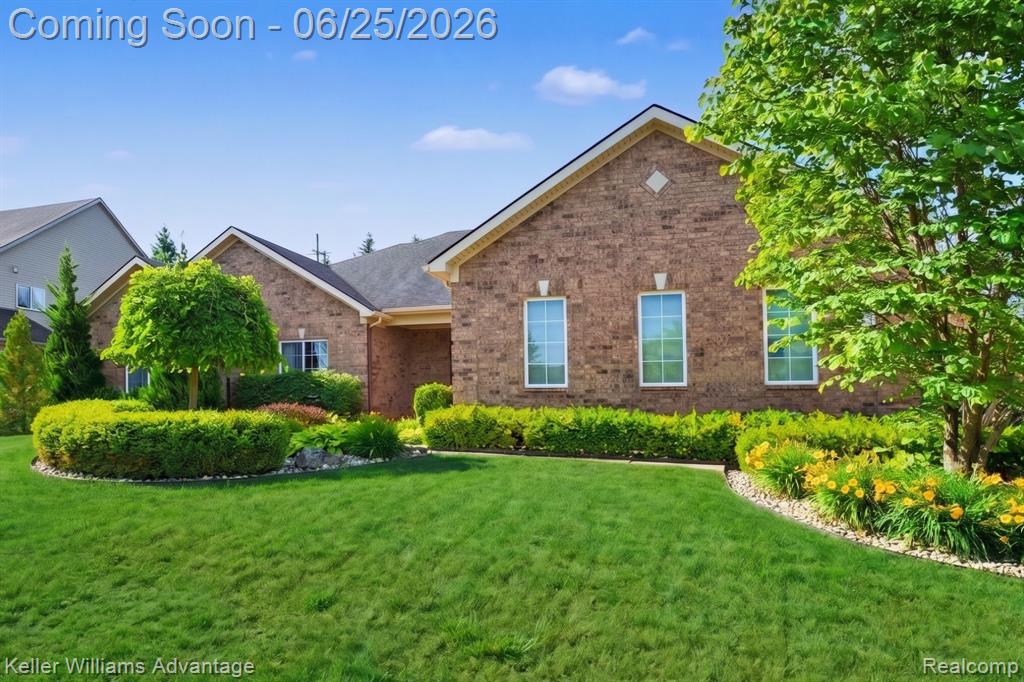 54525 Brentwood Drive, South Lyon, MI 48178 — Photo 25