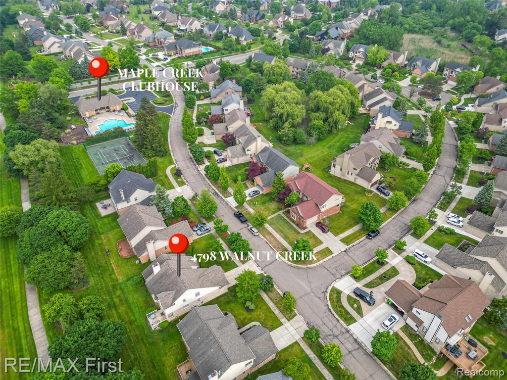 4798 WALNUT CREEK Drive, West Bloomfield, MI — Photo 4