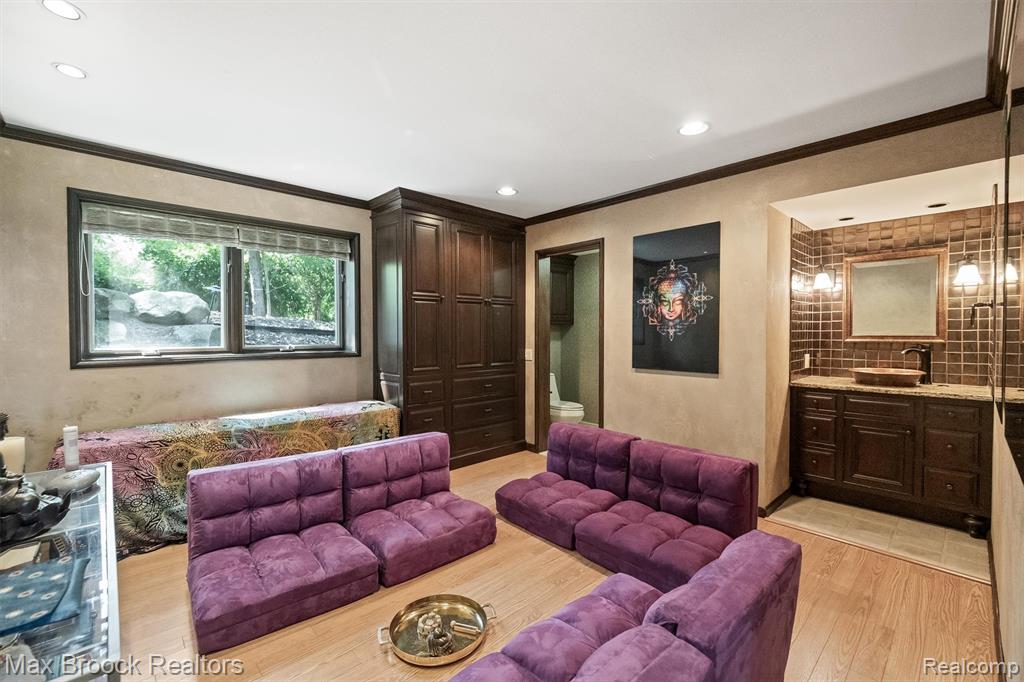 3333 W Shore Drive, Orchard Lake Village, MI 48324 — Photo 63