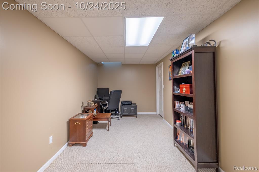 6090 Raphael Court, White Lake, MI 48383 — Photo 28