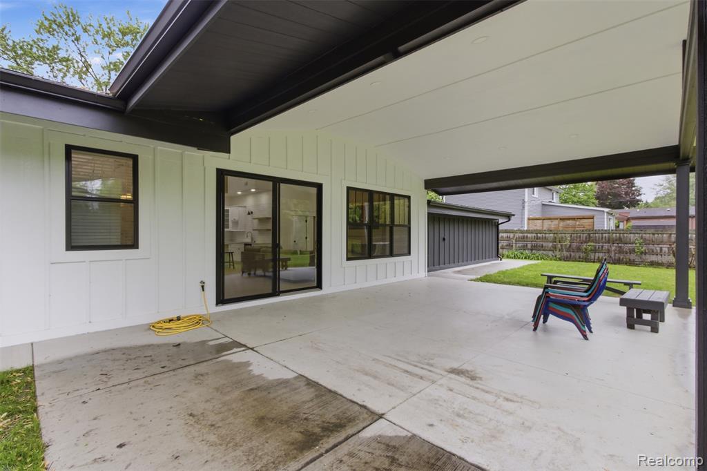 130 McKinley Drive, Troy, MI 48098 — Photo 31