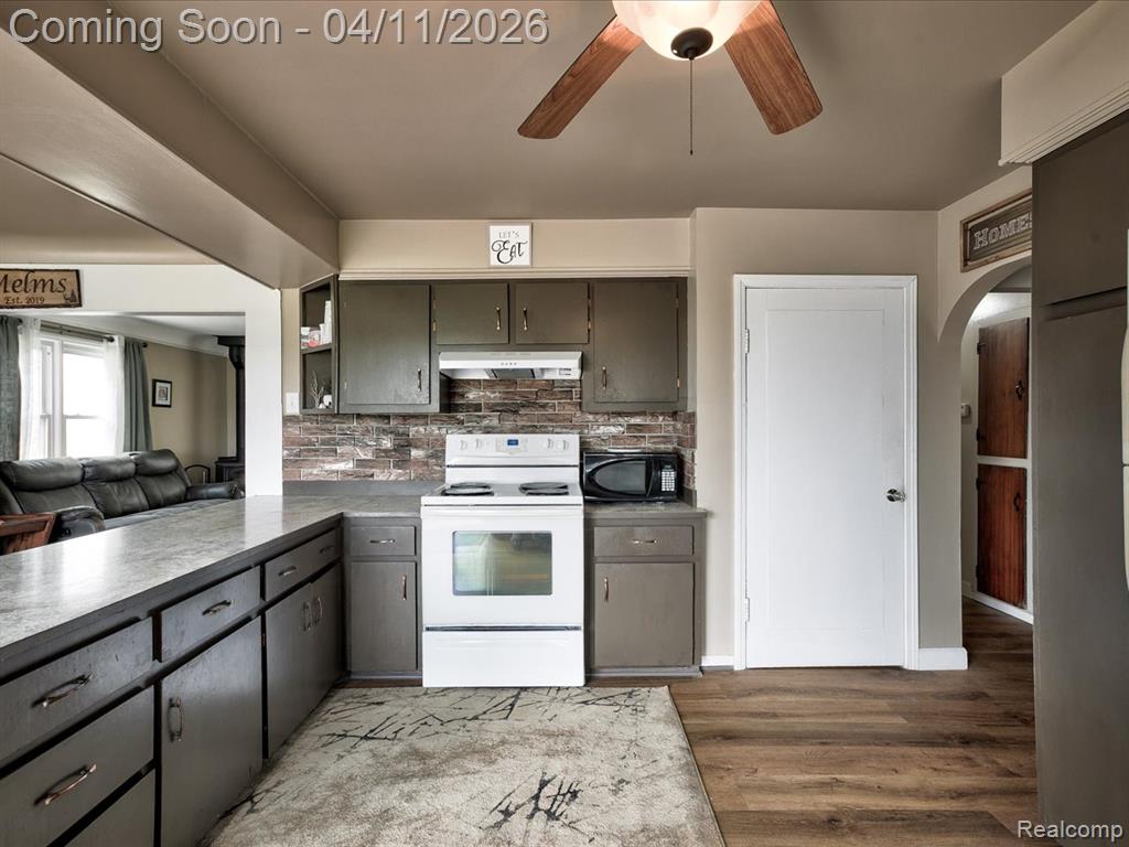 5770 Greenwood Road, Avoca, MI, 48006