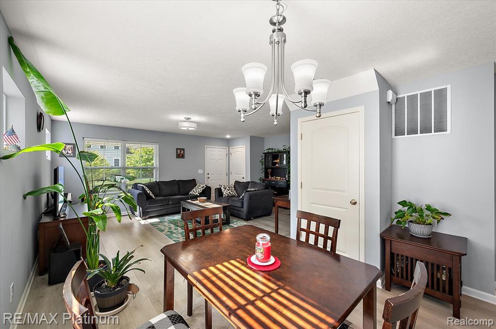 606 Kimball Street, Howell, MI 48855 — Photo 6