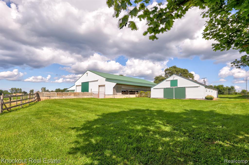 8424 Oak Road, Millington, MI 48746 — Photo 24