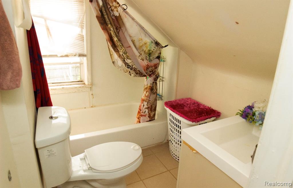 12153 McDougall Street, Hamtramck, MI 48212 — Photo 21