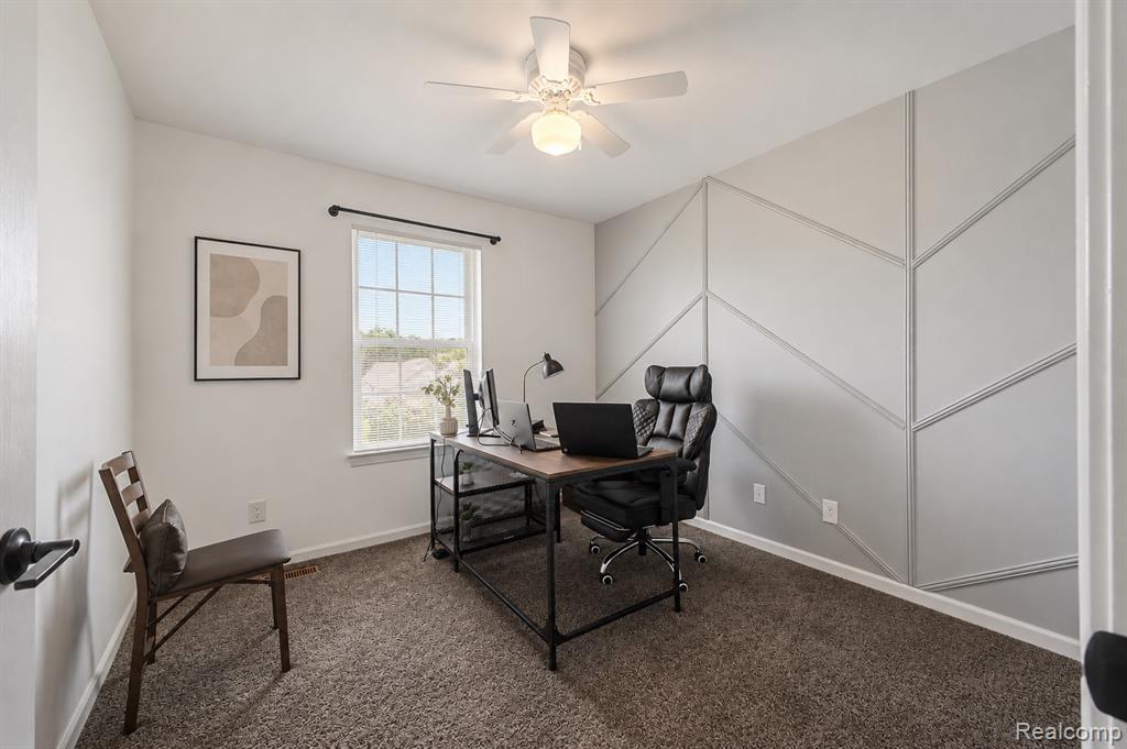 8179 Creekside Drive, Westland, MI — Photo 27