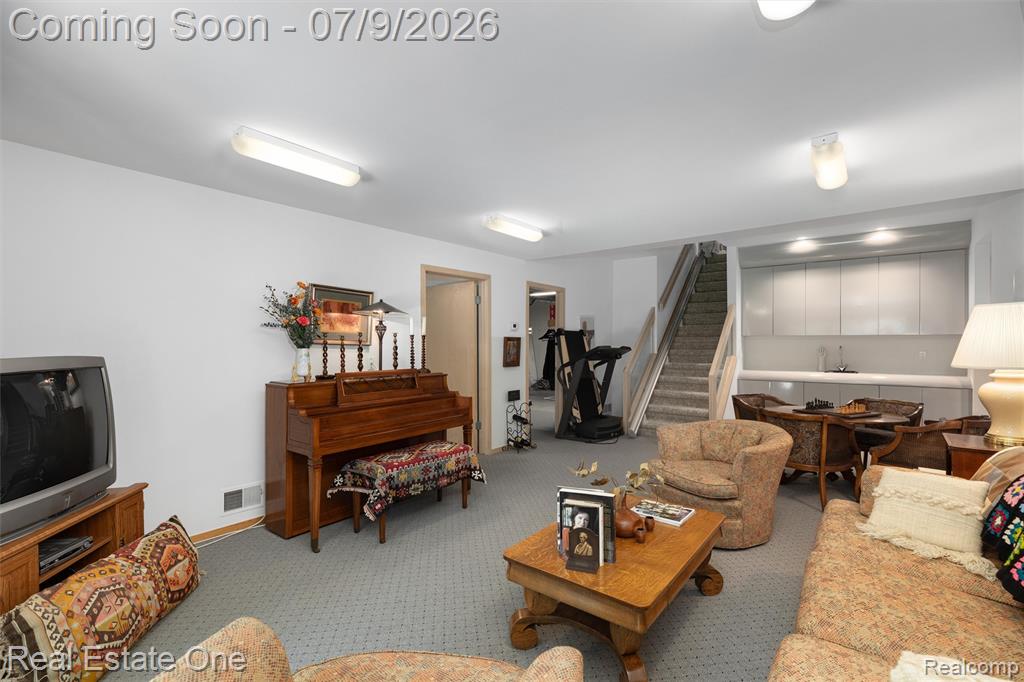 6273 Celeste Road, West Bloomfield, MI — Photo 32