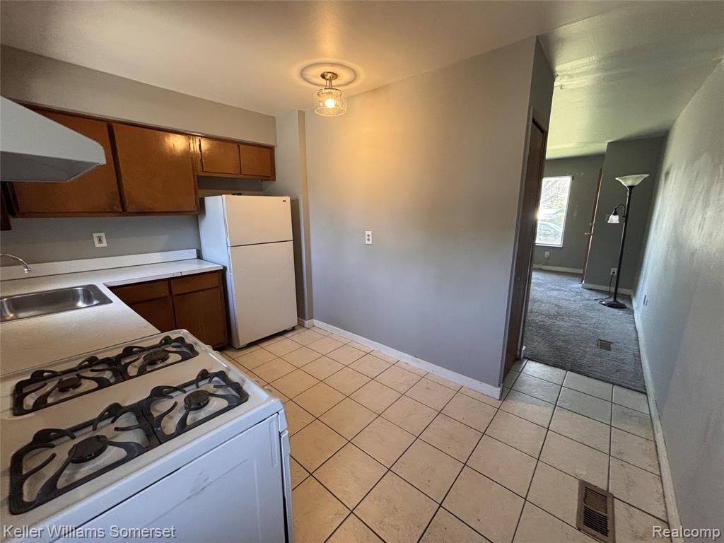 4066 Agnes Avenue, Lincoln Park, MI 48146 — Photo 7