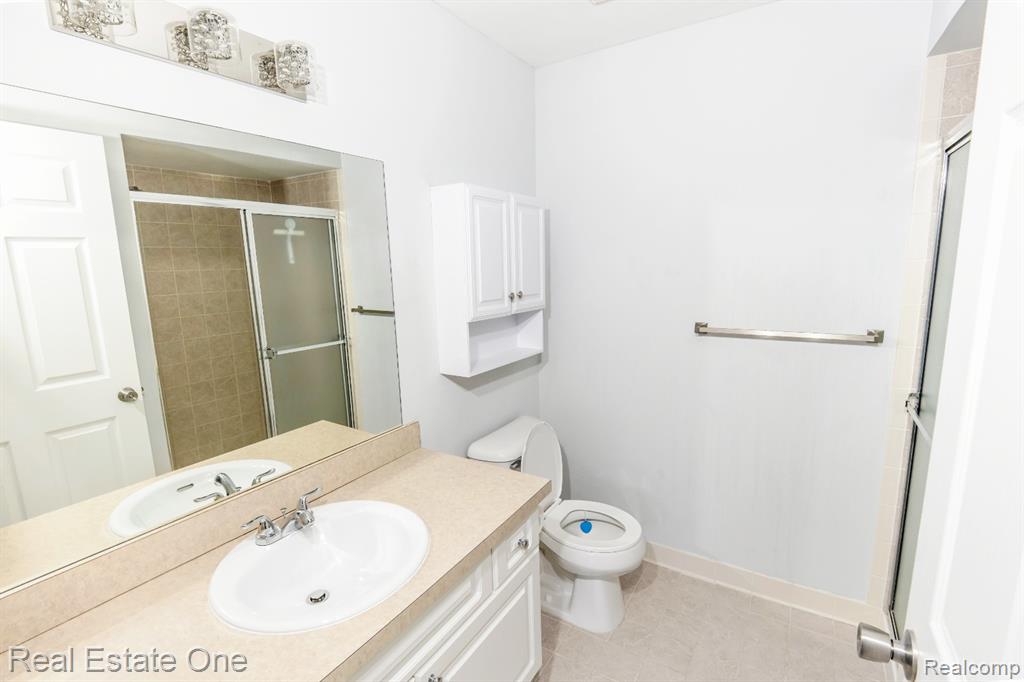 5305 Brookemonte Circle, Rochester, MI 48306 — Photo 15
