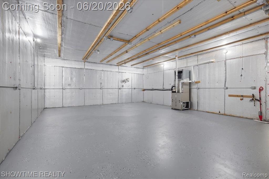 1661 Madeline Drive, Lapeer, MI 48446 — Photo 45