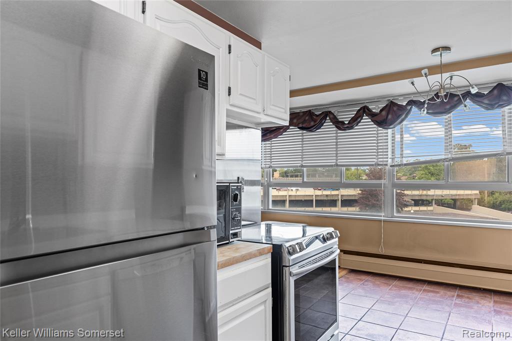 8900 Jefferson Avenue, 204, Detroit, MI 48214 — Photo 7