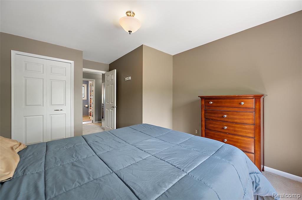6730 Whiting Drive, Troy, MI 48098 — Photo 28