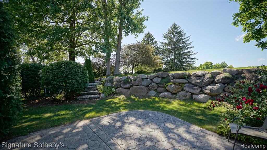 6608 ENCLAVE Drive, Clarkston, MI 48348 — Photo 40