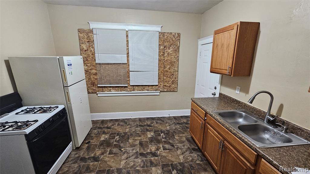 4107 N CAMPBELL Street, Detroit, MI 48210 — Photo 45