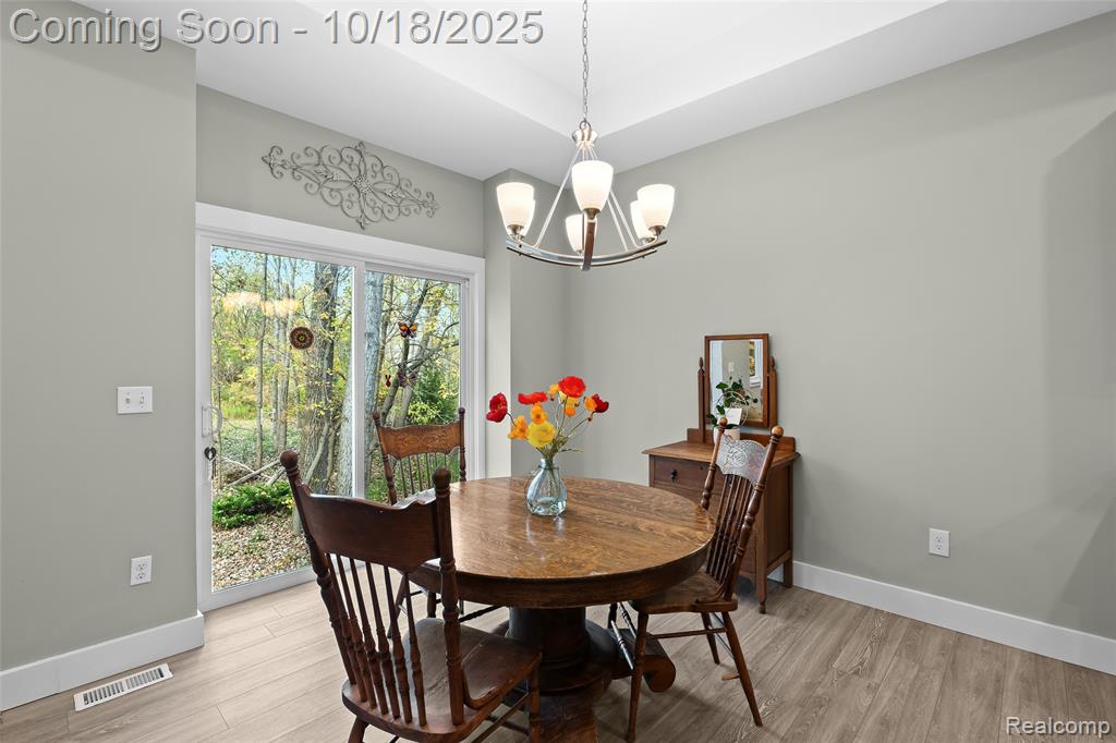 3129 Harbor Pointe Circle, Fenton, MI 48430 — Photo 8
