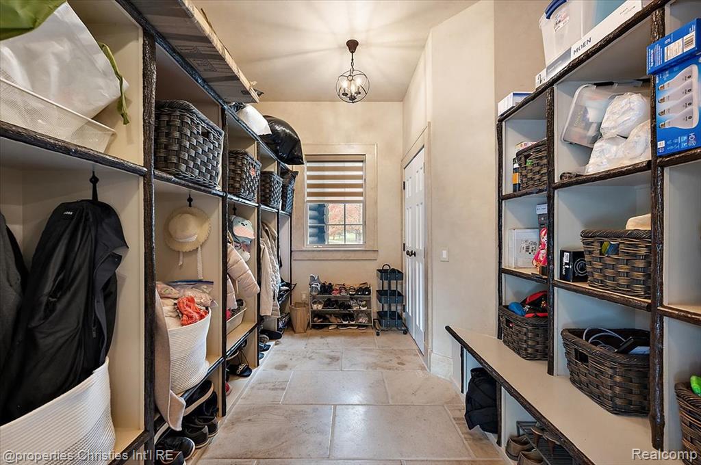 3701 Northwood, West Bloomfield, MI, 48324