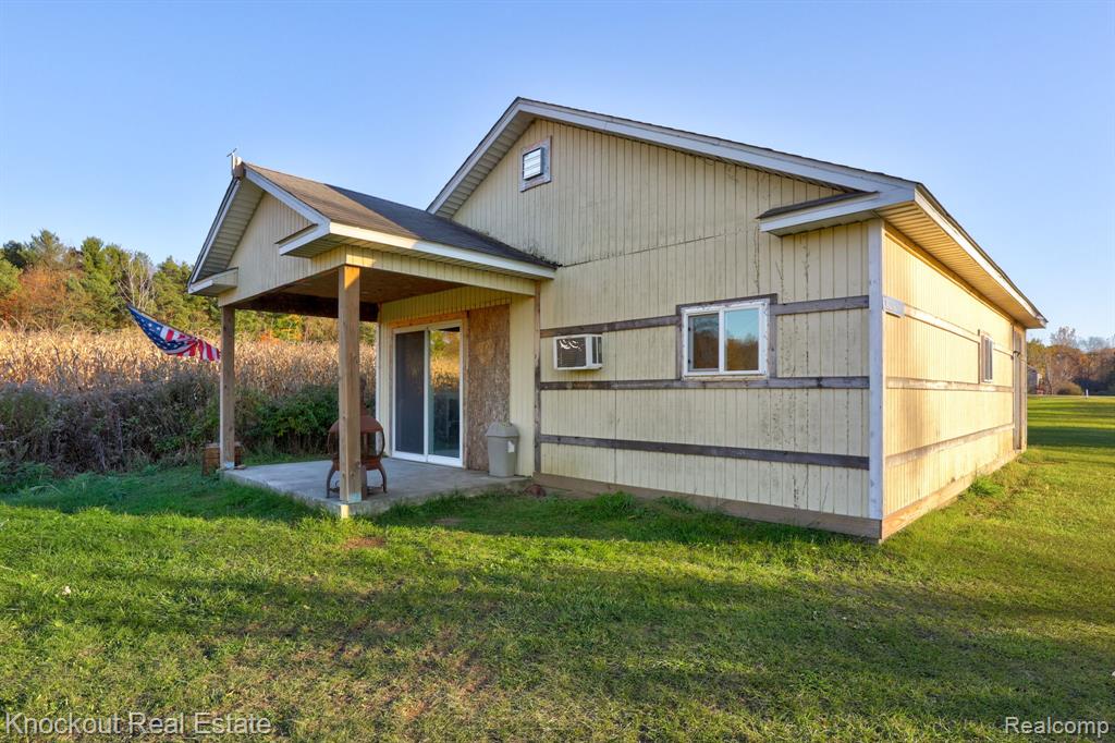 4690 Birch Run Road, Millington, MI 48746 — Photo 10