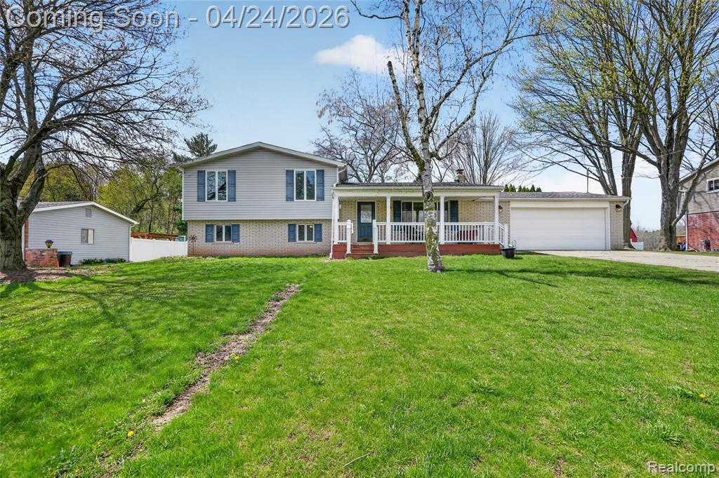9080 Meadowland Drive, Grand Blanc, MI 48439 — front exterior
