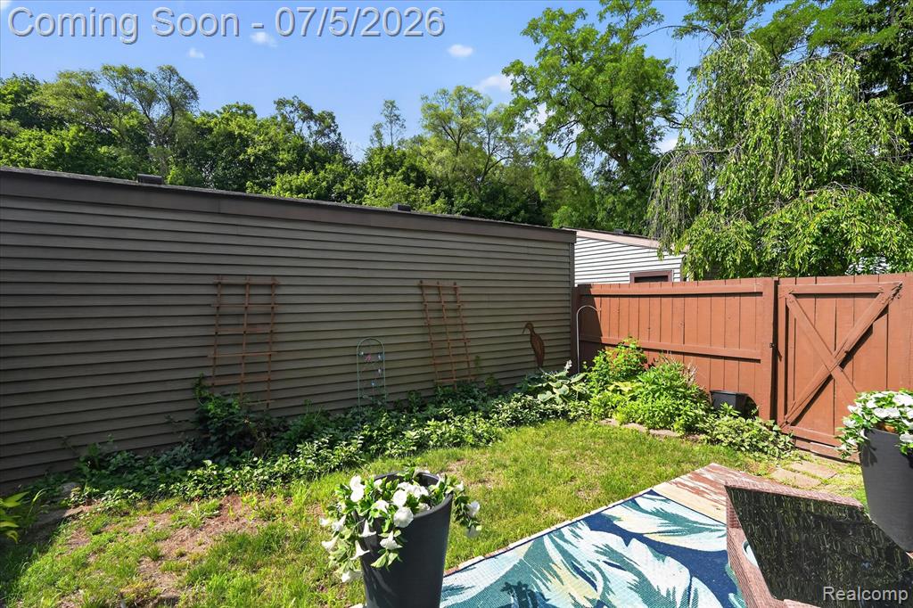 524 W Rockwell Street, Fenton, MI 48430 — Photo 6