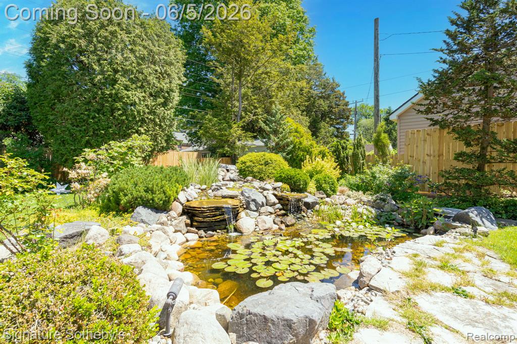 274 Hillcrest Avenue, Grosse Pointe, MI 48236 — Photo 40