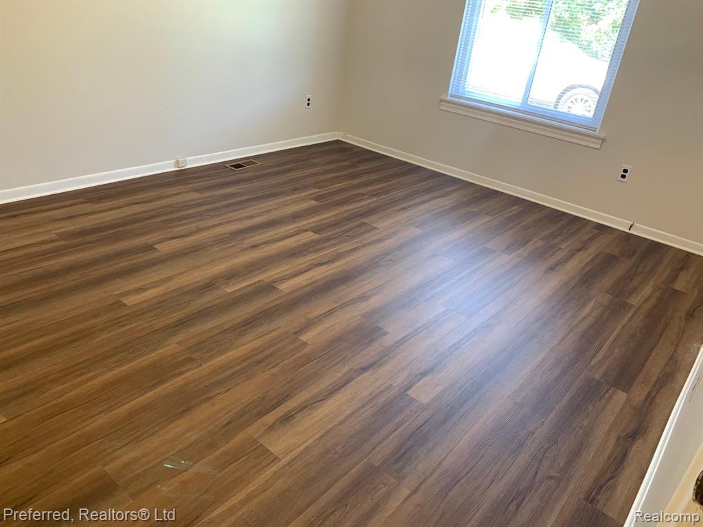 41552 Bedford Drive, Canton, MI 48187 — Photo 20