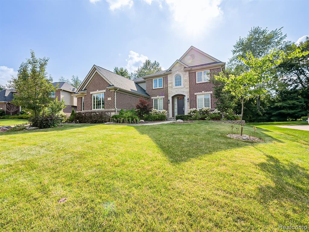 47639 Alpine Drive, Novi, MI — Photo 35