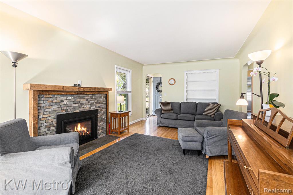 449 Shoreview Drive, Waterford, MI 48328 — Photo 7