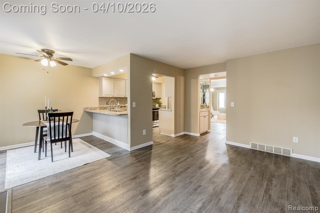 2669 Williamsburg Circle, Auburn Hills, MI 48326 — Photo 16