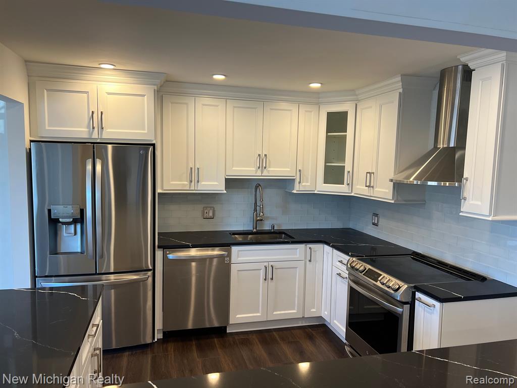 6157 ORCHARD LAKE Road, West Bloomfield, MI — Photo 12