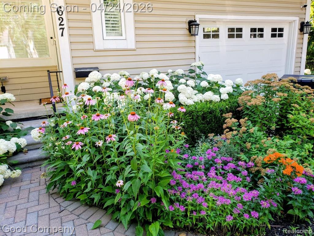 627 Kayser Avenue, Royal Oak, MI 48067 — Photo 3