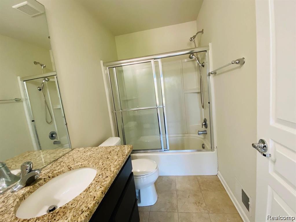 44563 Gwinnett Loop, Novi, MI — Photo 13