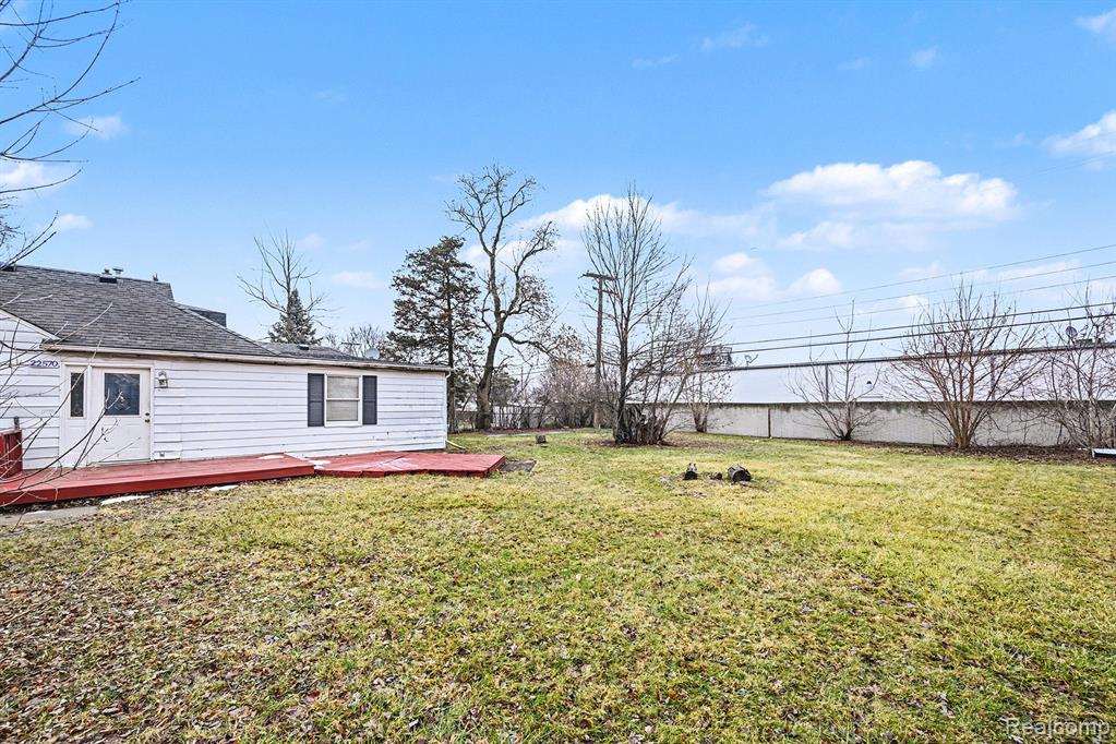 22570 Tulane Avenue, Farmington, MI 48336 — Photo 23