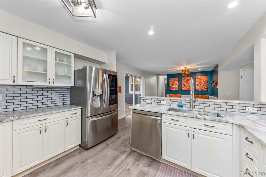 4710 Whitman Circle, Ann Arbor, MI 48103 — Photo 21