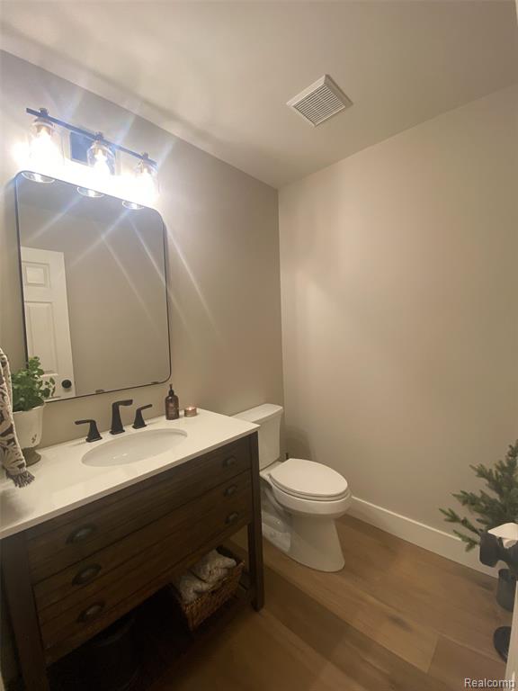 16795 Country Knoll Drive, Northville, MI 48168 — Photo 20