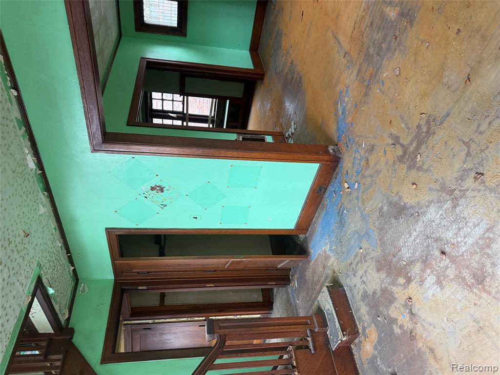 4420 Burns Street, Detroit, MI 48214 — Photo 8