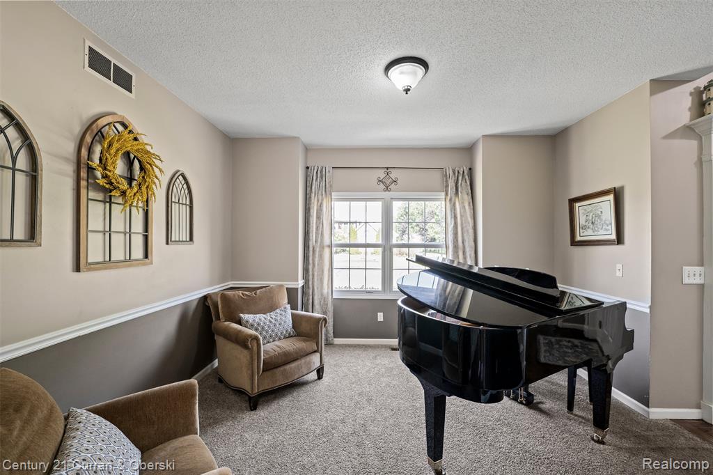 9298 Anacapa Bay Drive, Pinckney, MI 48169 — Photo 19