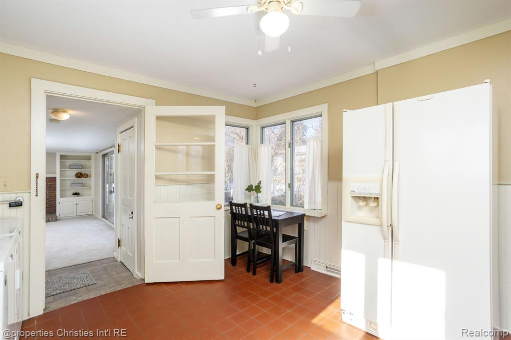 431 Cabinet Street, Milford, MI 48381 — Photo 16