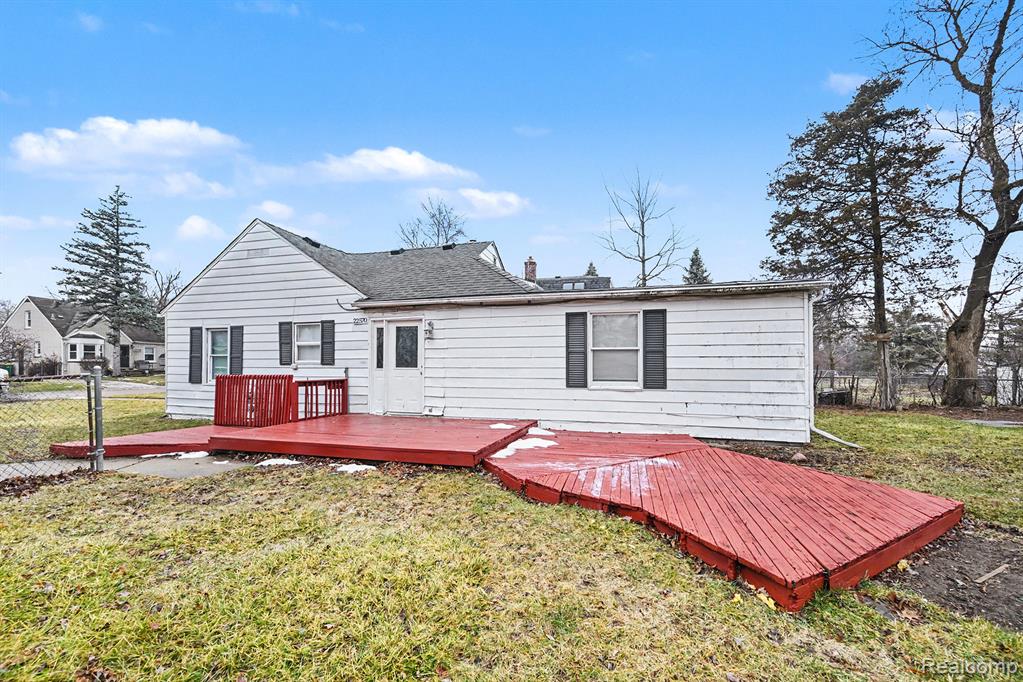 22570 Tulane Avenue, Farmington, MI 48336 — Photo 19