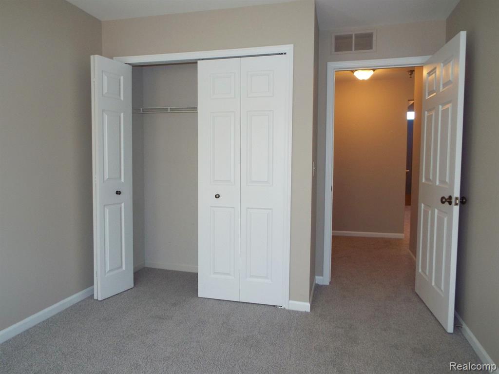 4202 TEAL Lane, Walled Lake, MI 48390 — Photo 20