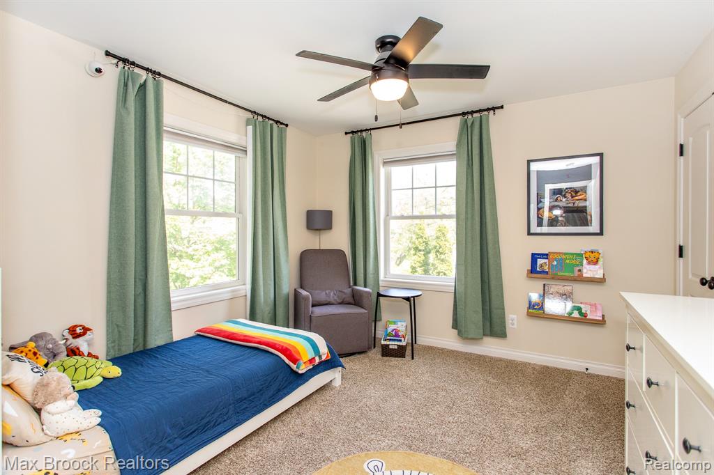 924 N Maple Avenue, Royal Oak, MI 48067 — Photo 32