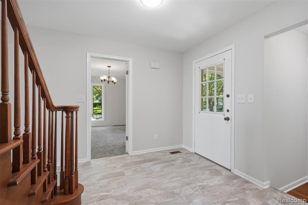 470 Morgan Circle, Northville, MI 48167 — Photo 5