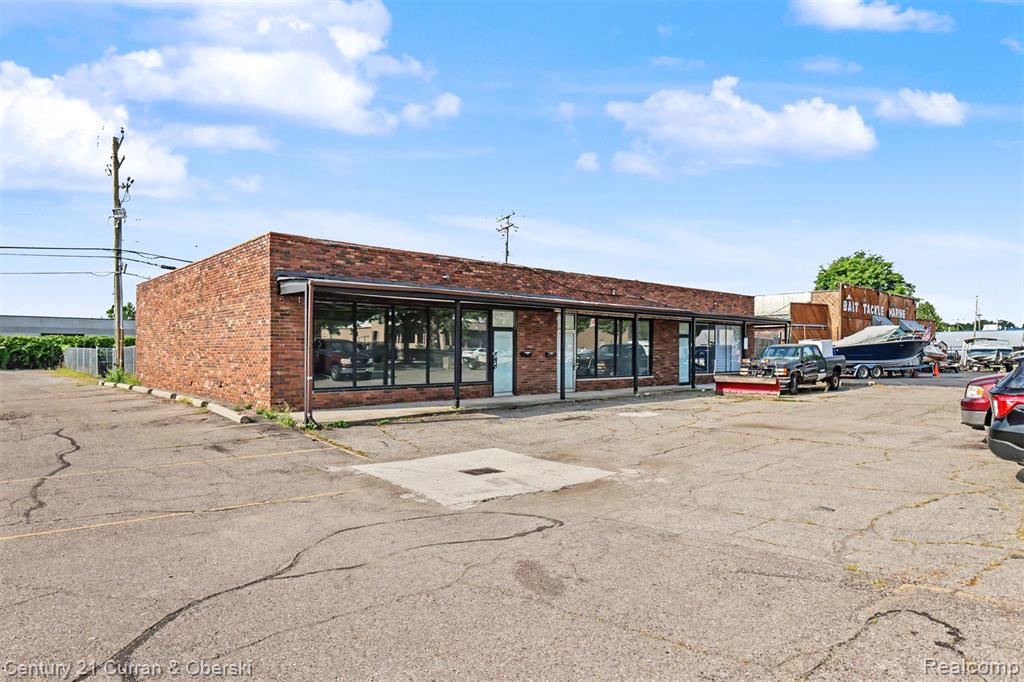 22909 Van Born Road, Taylor, MI