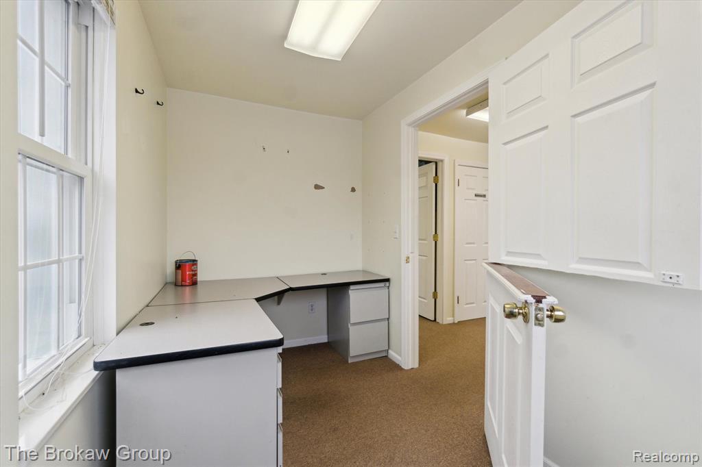 4212 LENNON Road, Flint, MI 48507 — Photo 39